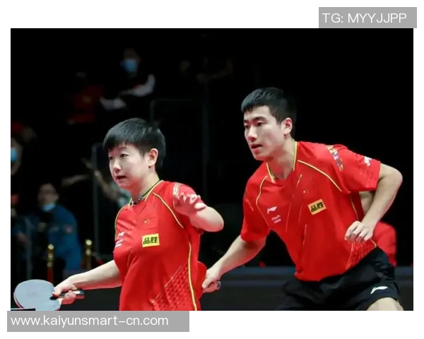 北京足球队的默契配合与战术分析探讨