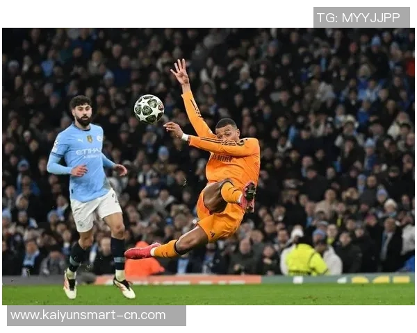 哈兰德与姆巴佩欧冠巅峰对决引发全球球迷热议与期待